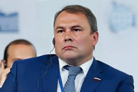Qazaxıstan rusiyalı vitse-spiker və deputatların ölkəyə girişini qadağan etdi